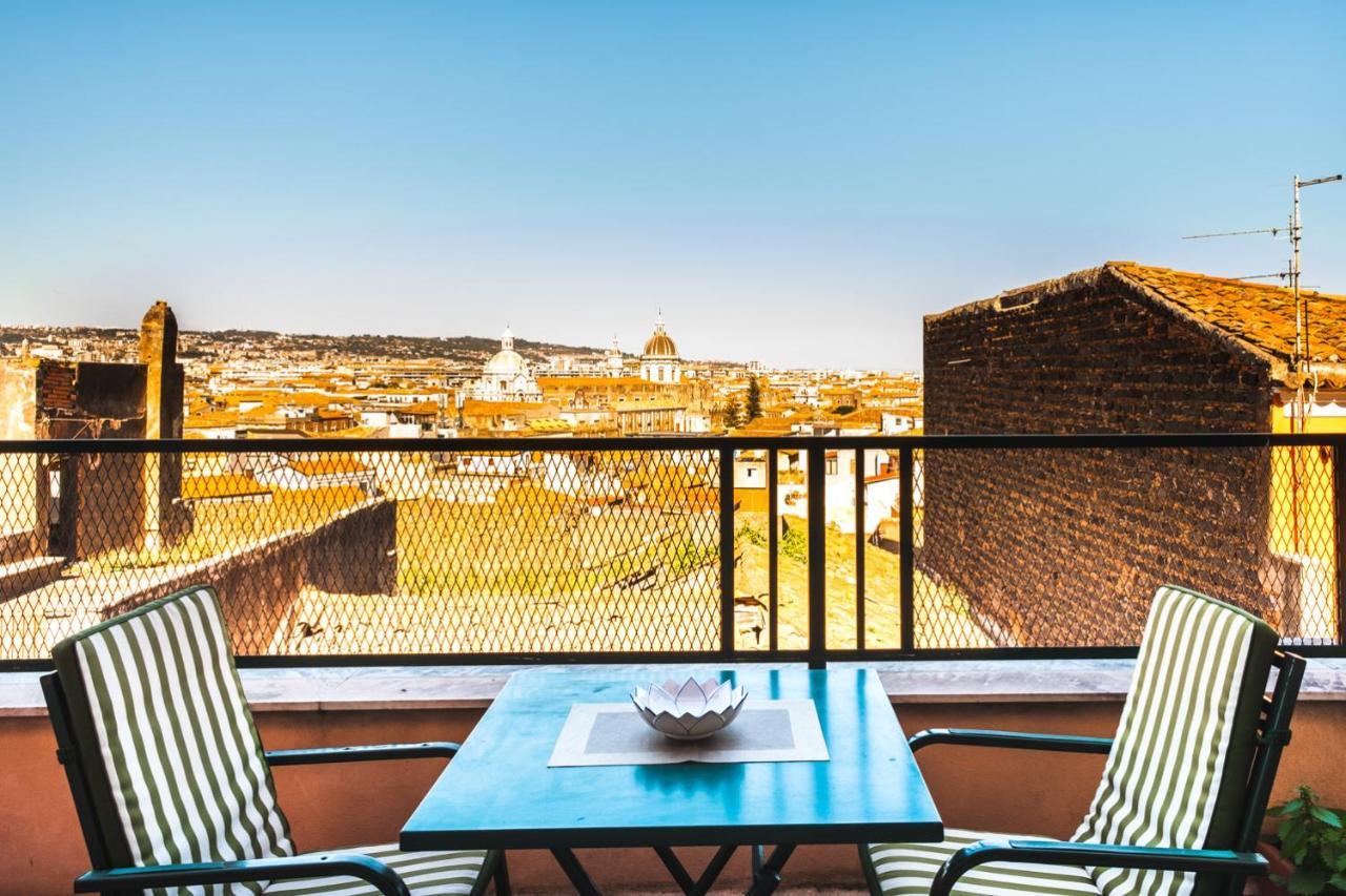 Apartmán Terrazza Con Vista Etna E Centro Storico By Wonderful Italy Katánie Exteriér fotografie